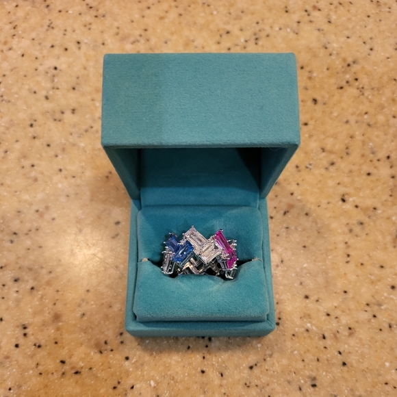 NWT Kurt Geiger Multi Color Rhinestone Ring - Picture 1 of 11